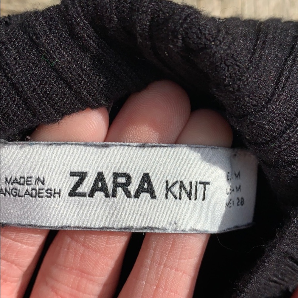 black turtle neck - Picture 2 of 3